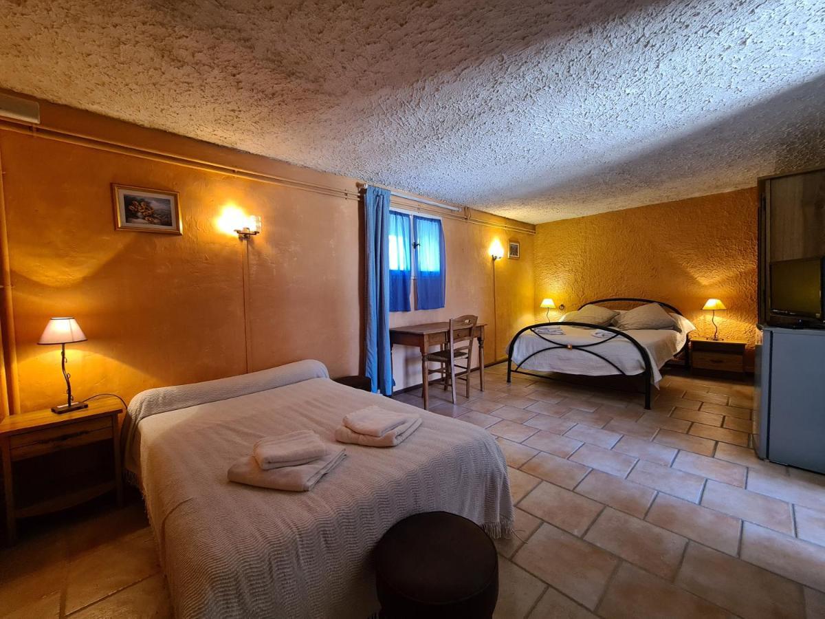 Les Buisses En Provence Bed & Breakfast Piolenc Bagian luar foto