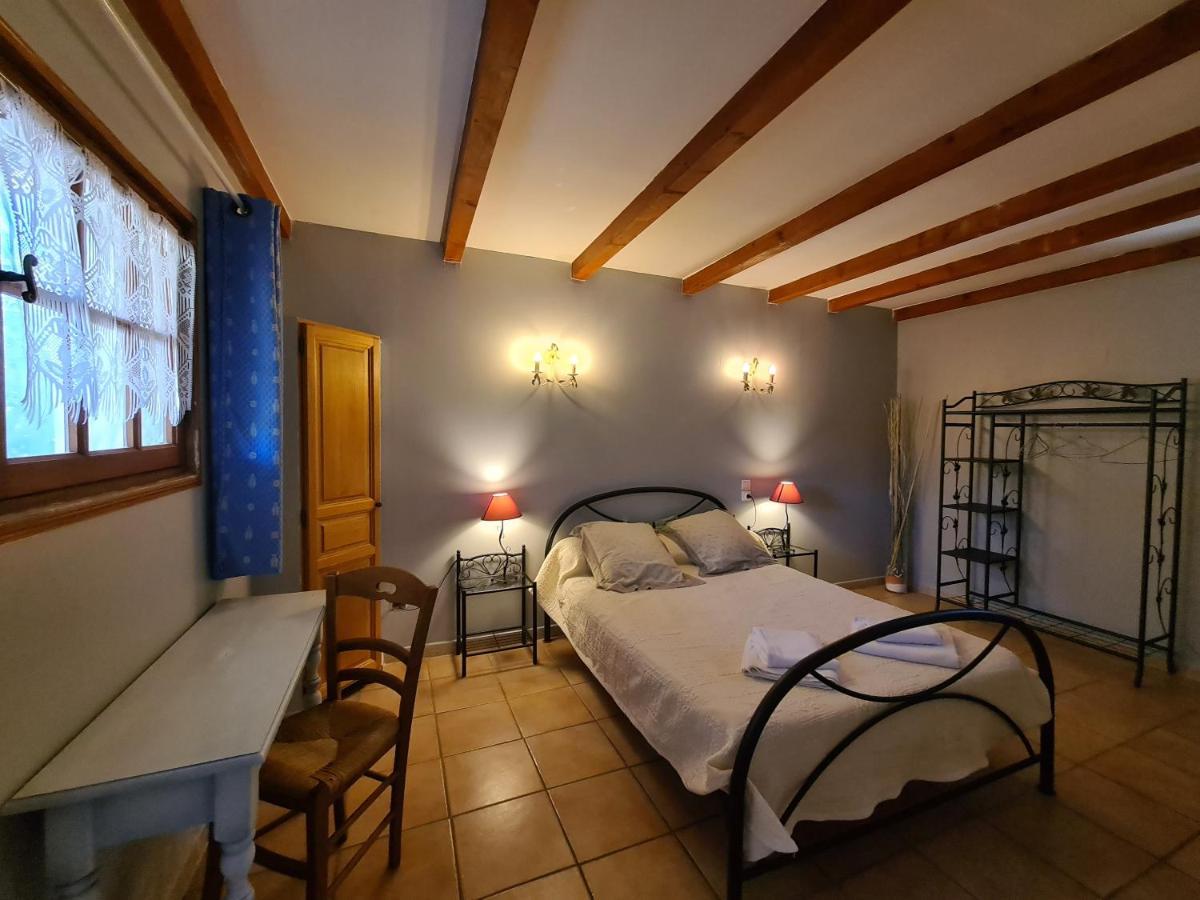 Les Buisses En Provence Bed & Breakfast Piolenc Bagian luar foto