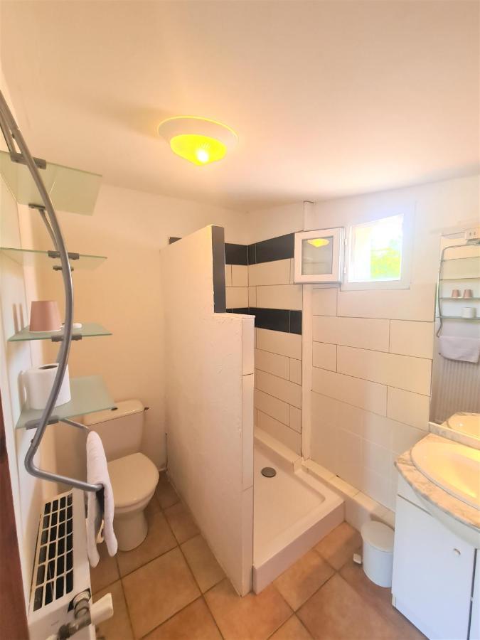 Les Buisses En Provence Bed & Breakfast Piolenc Bagian luar foto